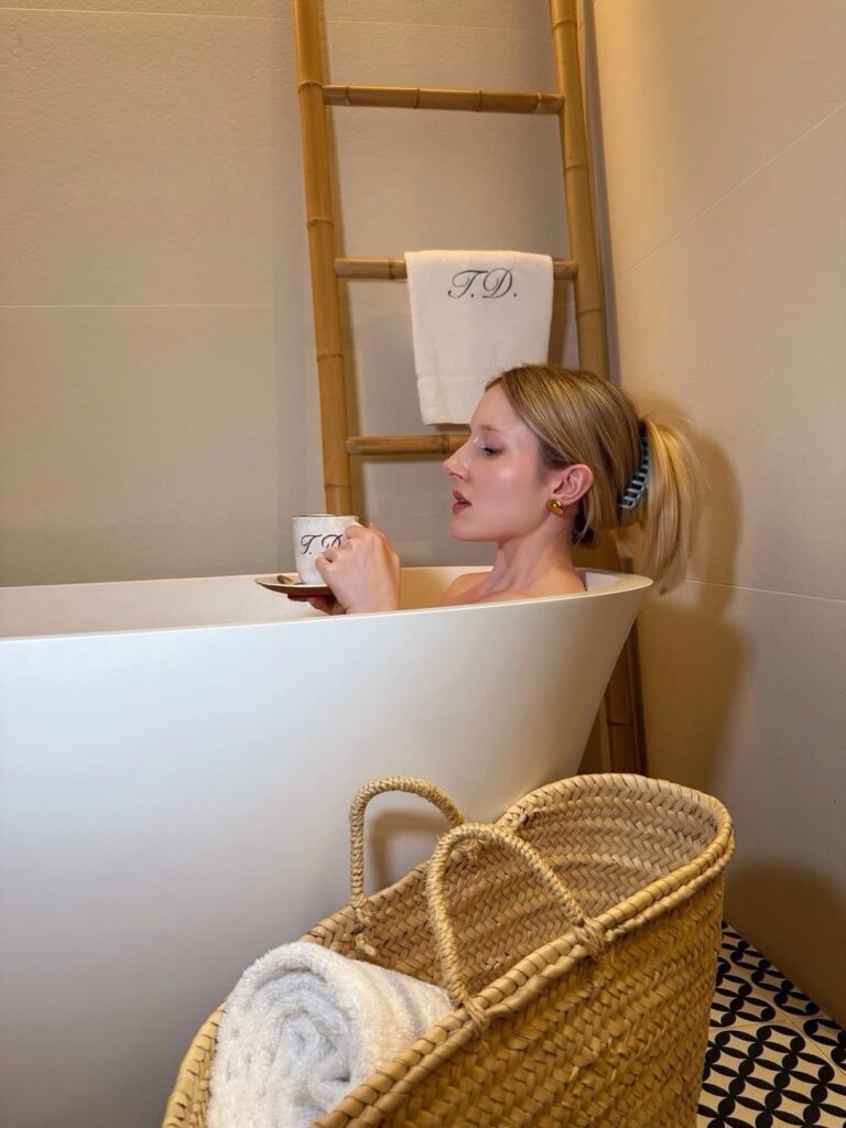 Luxury Hospitality Hotel resort Terra Dominicata | Paula Sacristán | Estrategia digital | redes sociales e influencer | Keway bags